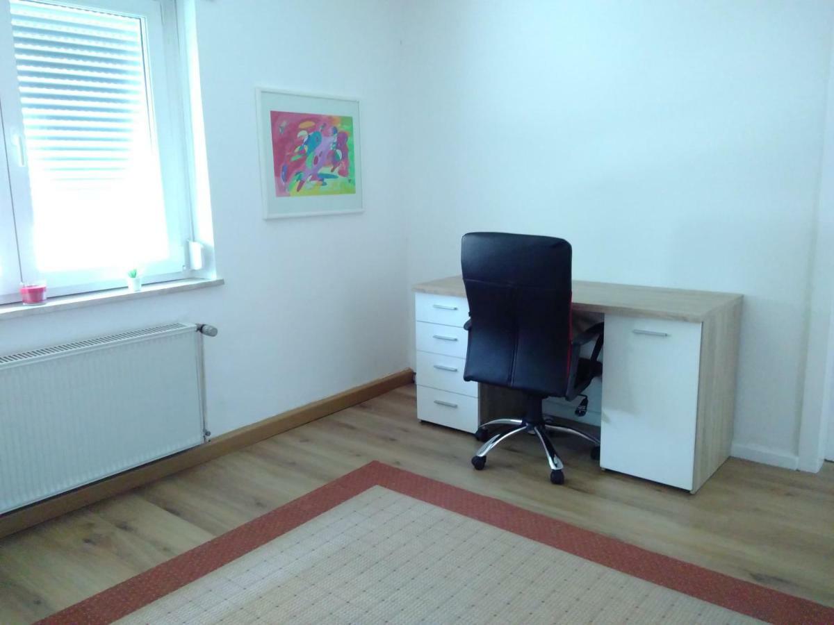 Ruhige Wohnung Zentrumsnah Pirmasens Exteriér fotografie